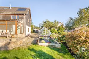 Photo 18- click for photo gallery